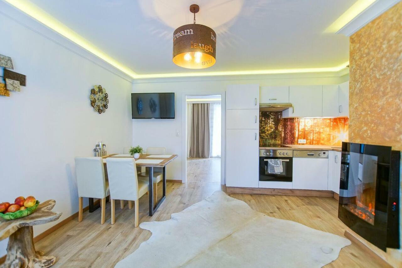 Auszeit Leoben 1 Mit Terasse Und Gratis Parkplatz Διαμέρισμα Εξωτερικό φωτογραφία